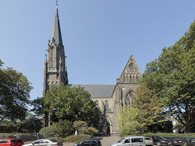 St. Johann Baptist, Krefeld (Katholische Kirchengemeinde Maria Frieden). Foto: Michael Rasche