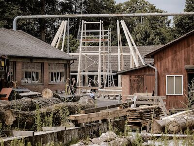 Der Bau des „fliegenden Baus“ a circus. Foto: David Keuer