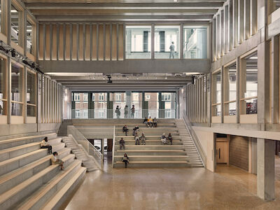 Town House – Kingston University in London von Grafton Architekten. Foto: © Ed Reeves