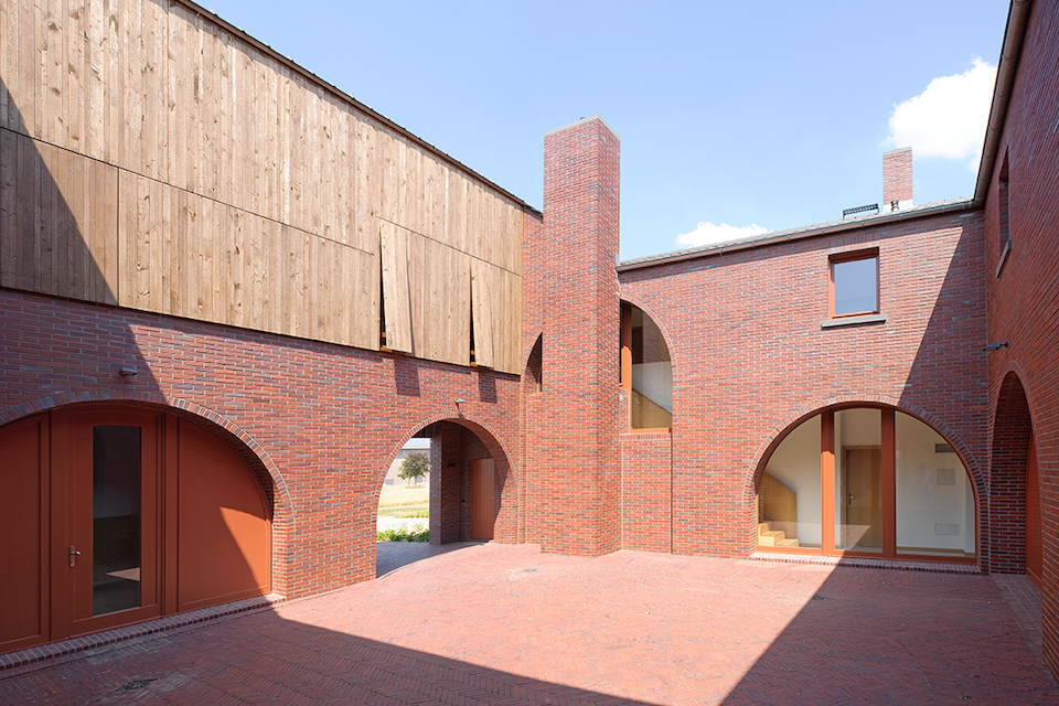 Das Haus Kallen in Stürzelberg von den Architekten Johannes Götz und Guido Lohmann.