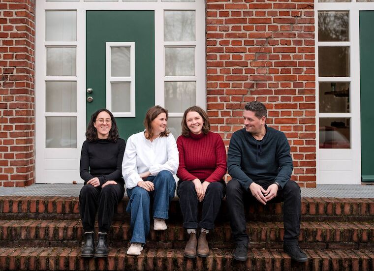 Verantwortlich für das UmBauLabor (von links): Anna Dietrich, Santana Gumowski, Lillith Kreiß, Julian Mikus. Foto: Sebastian Becker