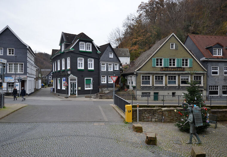 Brücke über den Eschenbach. Foto: Karen Jung/ Paul Andreas