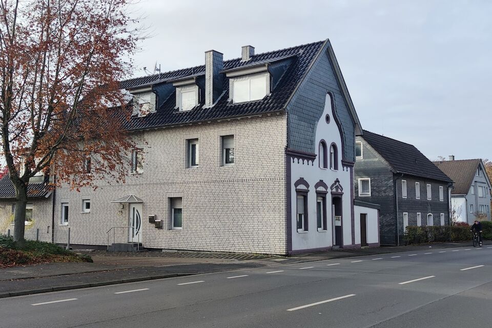 Straßenzug in Bergisch Gladbach.