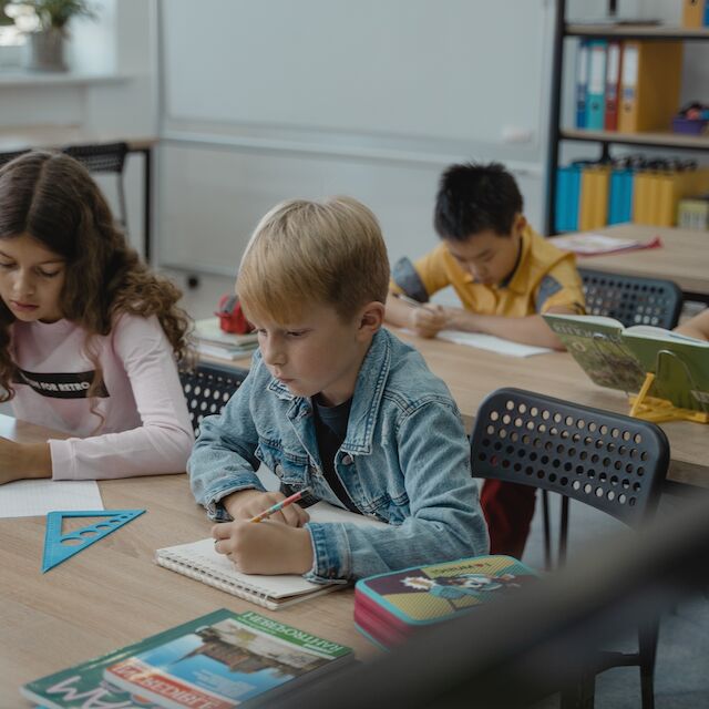 Kinder für ihre gestaltete Umwelt sensibilisieren, ist ein Ziel einer baukulturelle Bildung und Vermittlung.