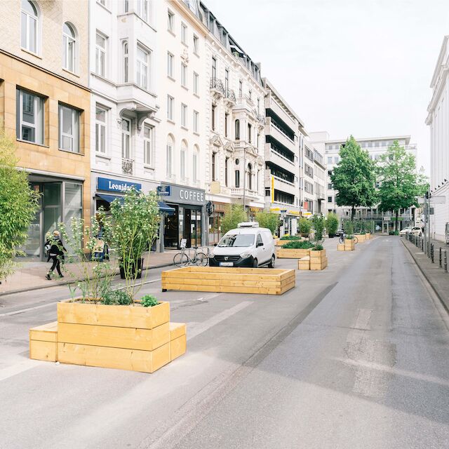 Schauplatz einer Intervention im Rahmen einer Phase 0: der Theaterplatz Aachen im Jahr 2020.