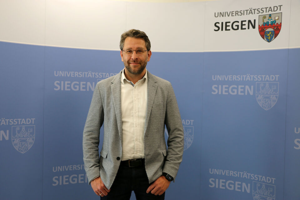 Gast im Podcast „Grüne Städte und Regionen“: Henrik Schumann, Stadtbaurat der Stadt Siegen. Foto: Fenna Tinnefeld