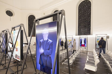Ausstellungseröffnung „Kirchen als Vierte Orte“, Berger Kirche, Düsseldorf, 9.11.2025. | Foto: Claudia Dreyße