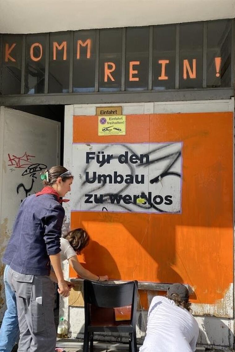 „Für den Umbau zu wertlos“ – Ressourcen neu denken in der Summer School 2025 im UmBauLabor. Foto: Anna Dietrich