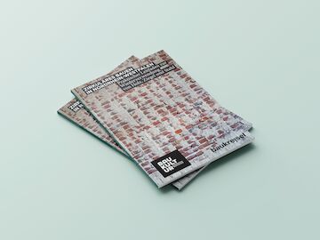 Die Publikation „Zirkuläres Bauen in Nordrhein-Westfalen – Praktischer Leitfaden zur Wiederverwendung von Holz, Ziegel und Stahl“ von Baukultur NRW und Baukreisel zeigt Wege zur Wiederverwendung von Bauteilen und unterstützt Kommunen bei der Umsetzung zirkulärer Bauprozesse. | Gestaltung: Bande für Gestaltung