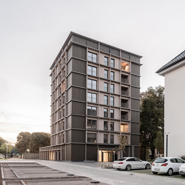 Das Projekt eines Holz-Hybrid-Wohnturms in Mainz-Kastel. Architektur: ARGE Klaus Leber Architekten BDA; LOA, Lars Otte Architektur BDA. Foto: © LOA, Lars Otte Architektur BDA