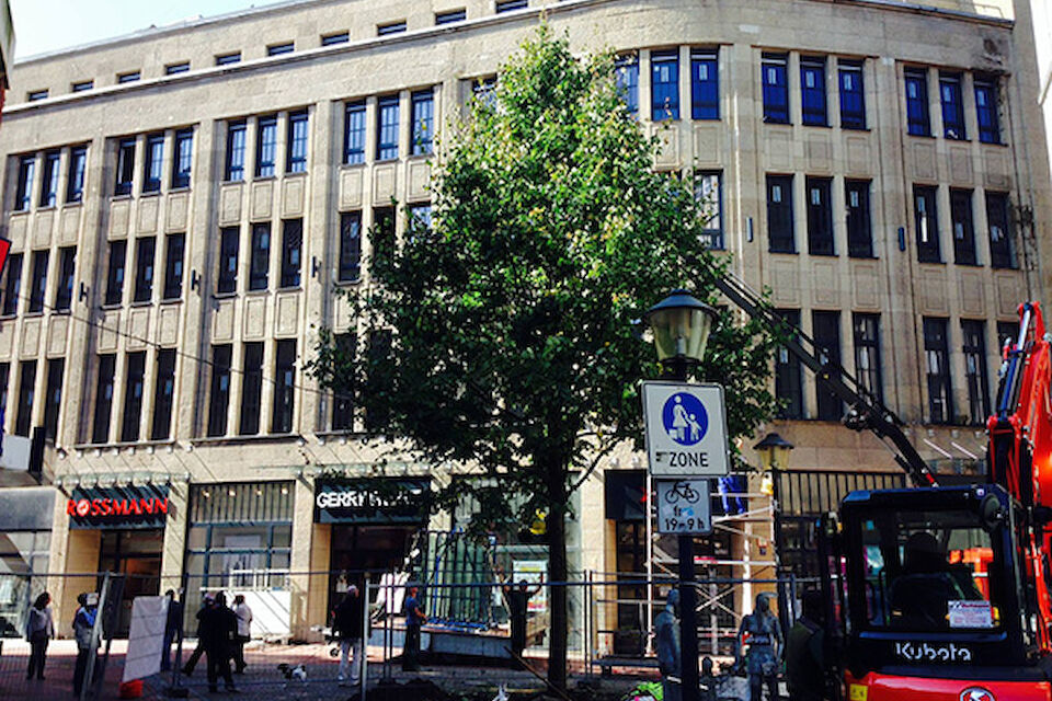 Ehemaliges Hertie-Kaufhaus jetzt Linden-Karree.