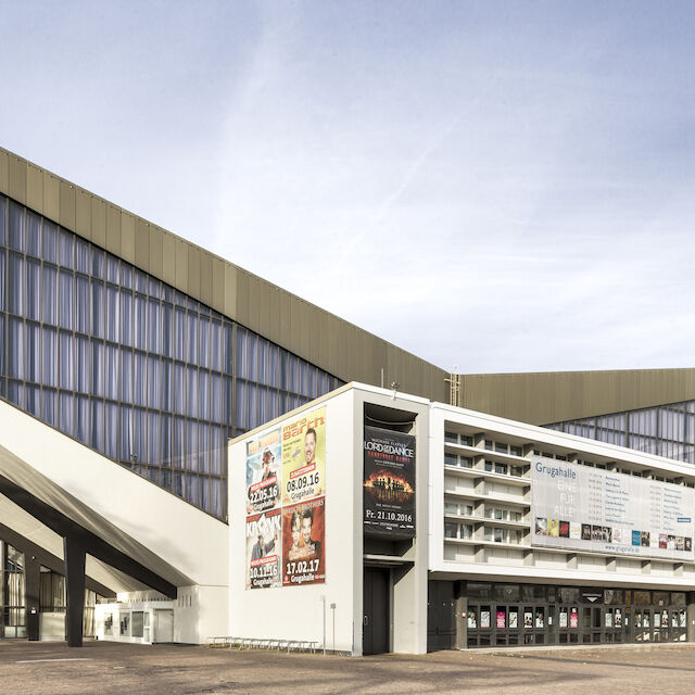 Ein Foto aus der Serie zu Gebäuden der Nachkriegsmoderne im Ruhrgebiet: Grugahalle, Essen.