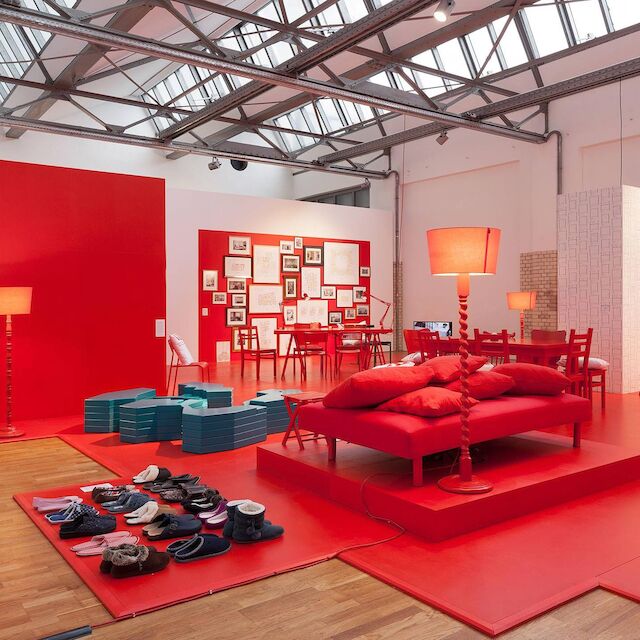 Die Ausstellung "Neue Standards. Zehn Thesen zum Wohnen" in Köln.