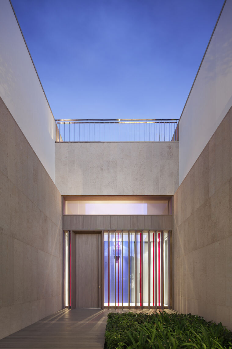 Haus am Hafen, Mallorca, 2013 fertig gestellt. Sabine Keggenhoff, Architekturbüro KEGGENHOFF | PARTNER Foto: Constantin Meyer.