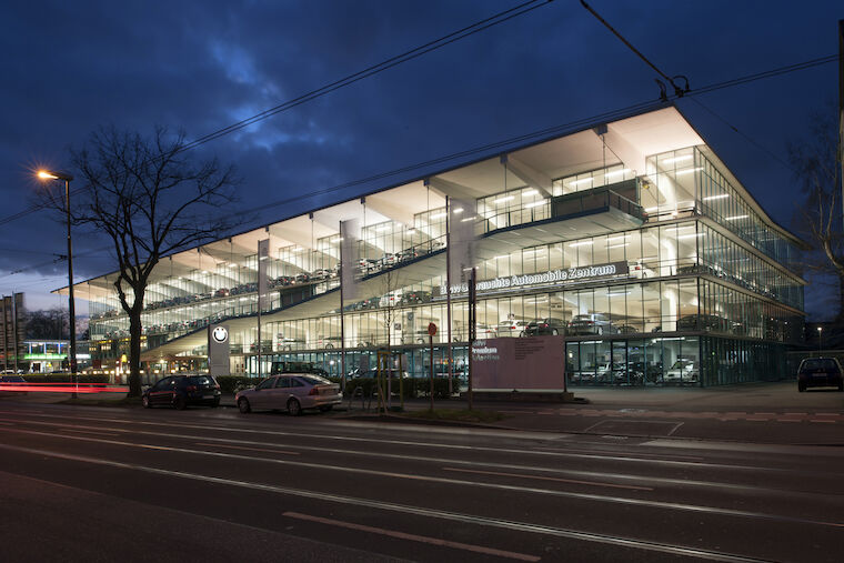 Die Hanielgarage von Paul Schneider von Esleben in Düsseldorf. Foto: Thomas Mayer